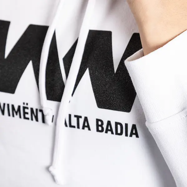 Felpa MM logo white_03.webp