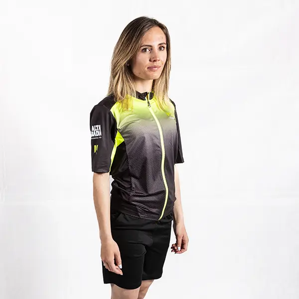 T-Shirt BB sfumatura yellow_04.webp