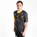 T-Shirt-BB-grafica-black-yellow_02.webp