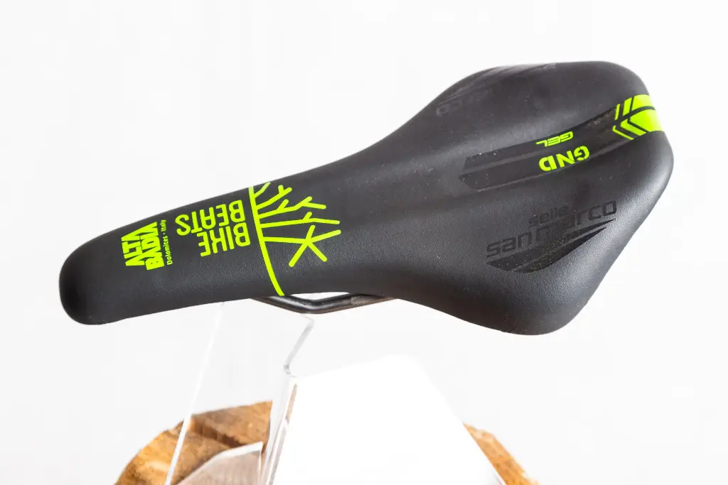 BB saddle