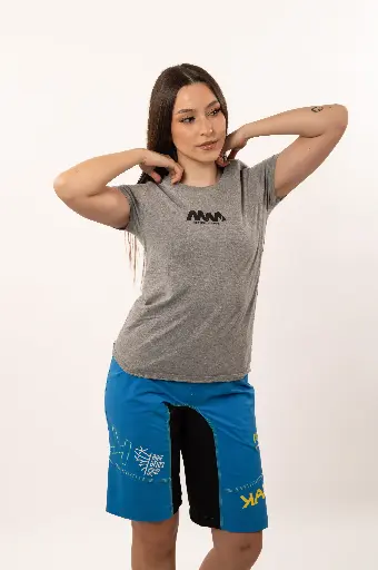 T-Shirt grigia Sassongher con logo MM da donna