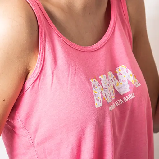 Pinkes Top mit floralem MM-Logo